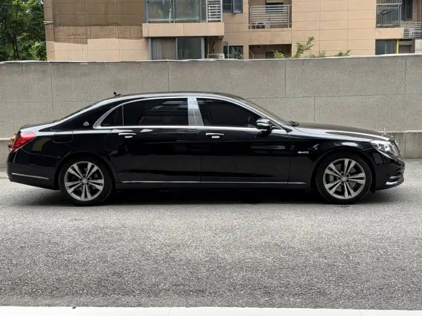 Mercedes-Benz Maybach S-Class 2015 — фото 15