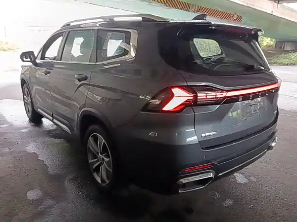 Geely Haoyue L 2023