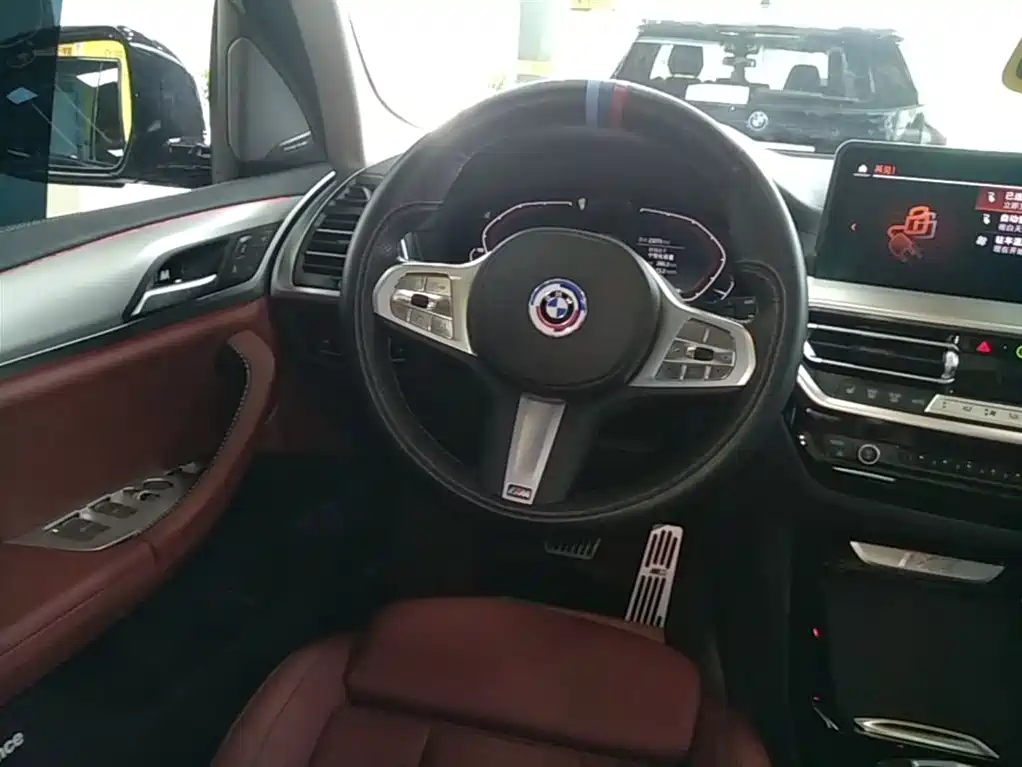 BMW iX3 2025 — фото 11