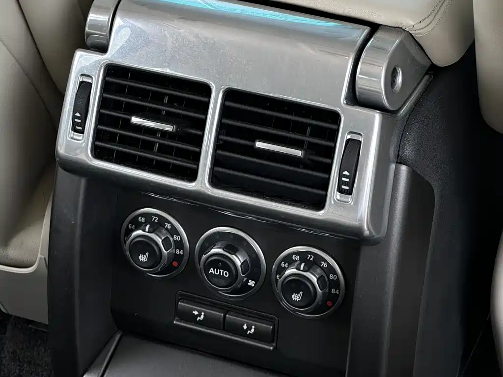 Land Rover Range Rover 2011 — фото 15