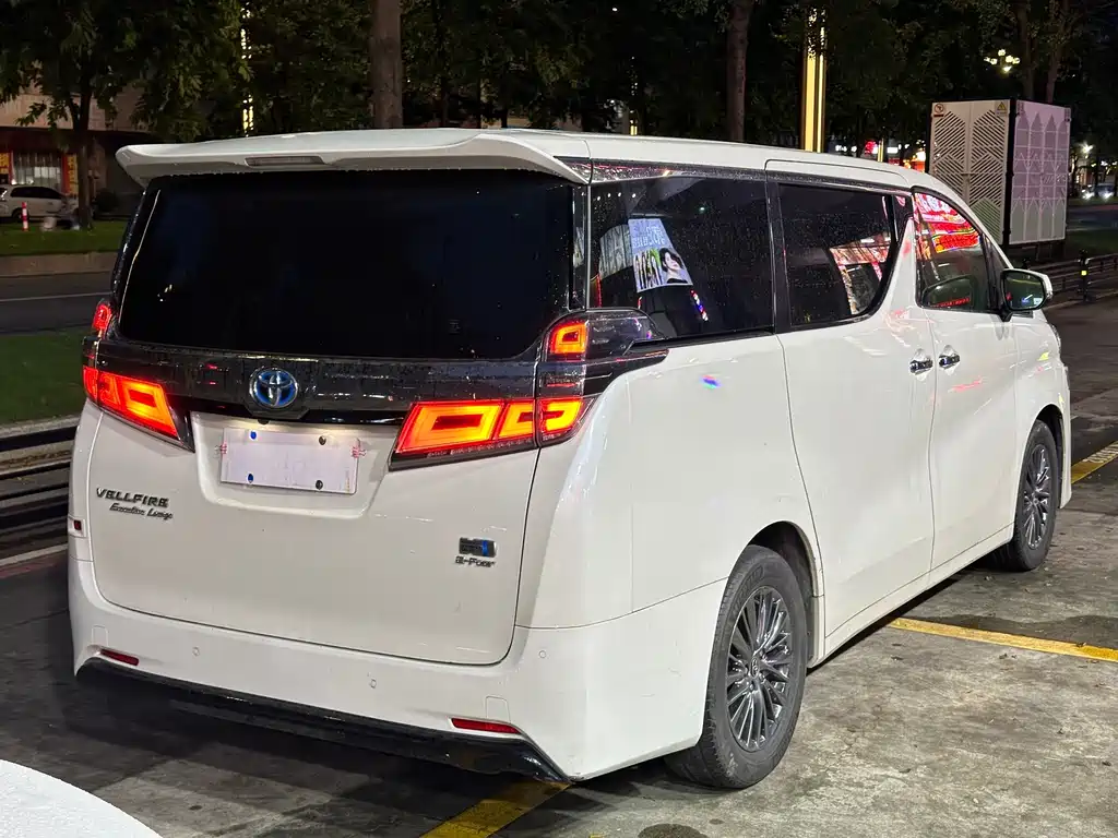Toyota Vellfire 2020 — фото 4