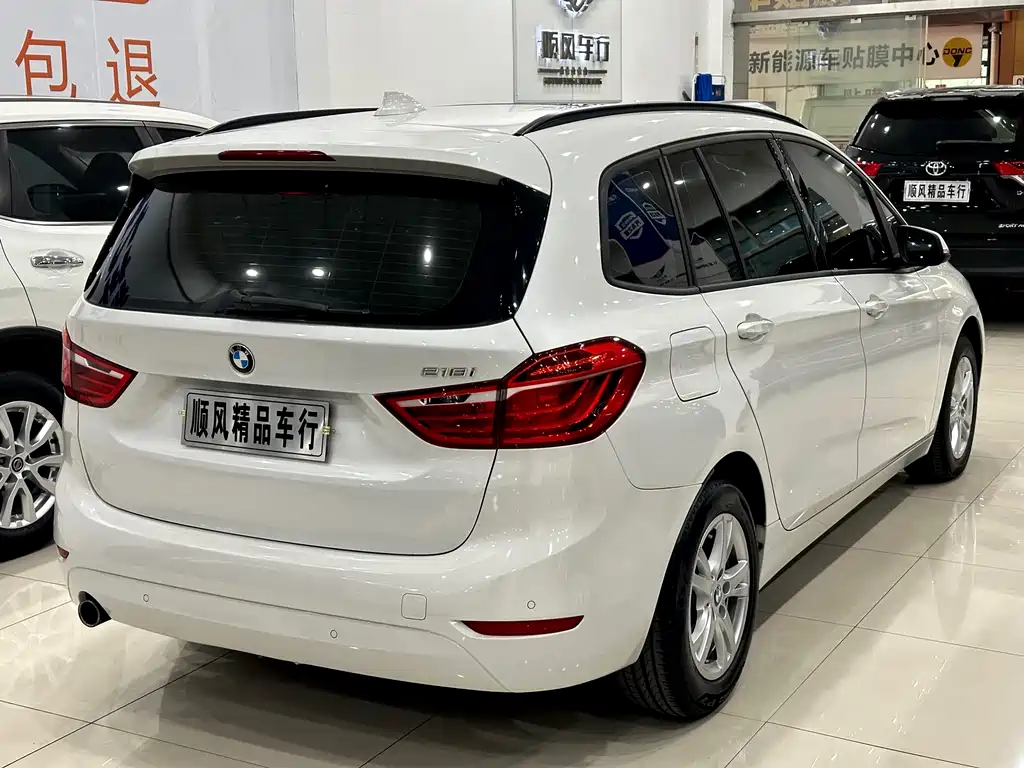 BMW 2 Series Gran Tourer 2015 — фото 25