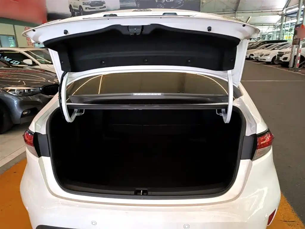 Toyota Levin 2022 — фото 19