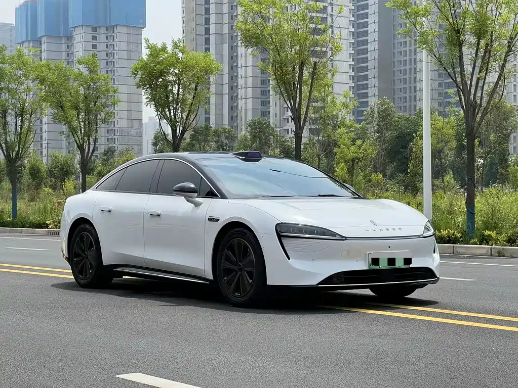 Luxeed Zhijie S7 2024