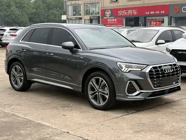 Audi Q3 2022
