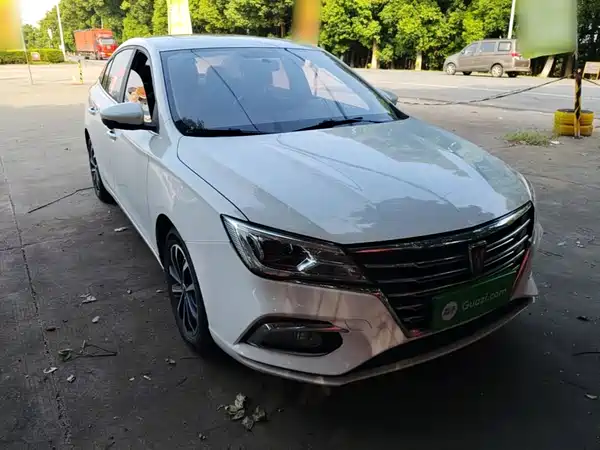 Roewe i5 2020