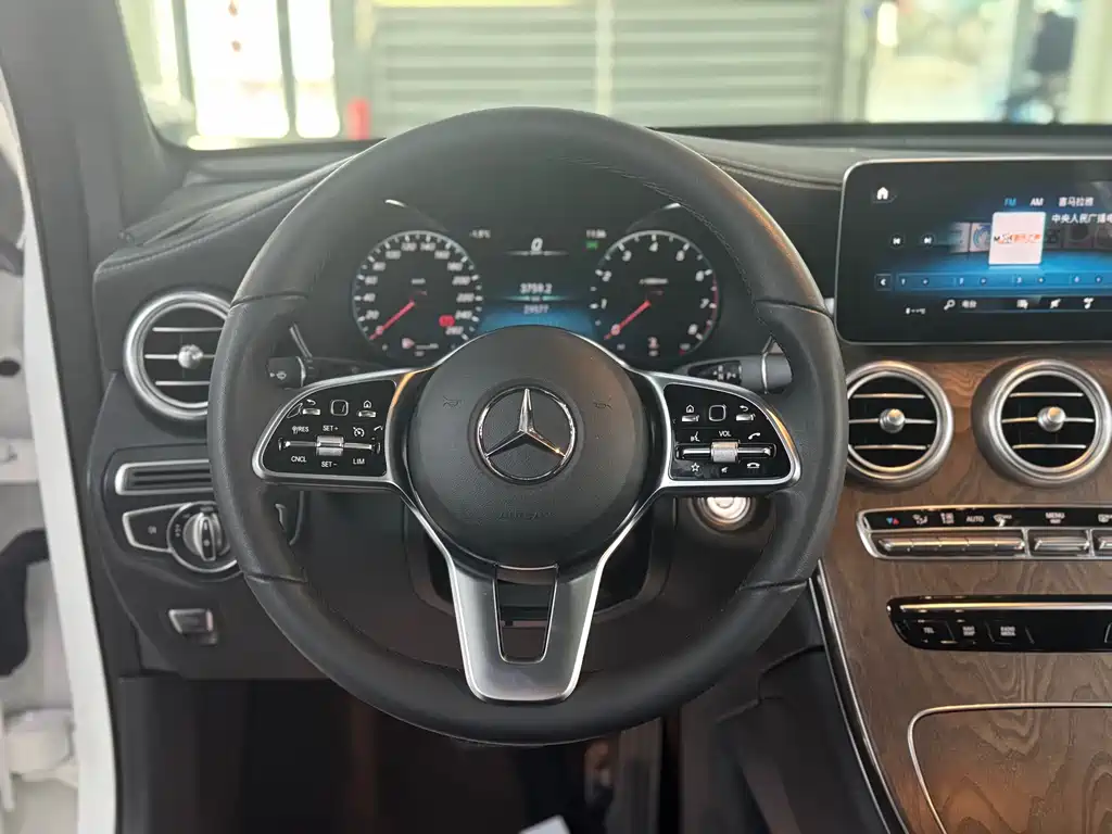 Mercedes-Benz GLC 2023 — фото 13