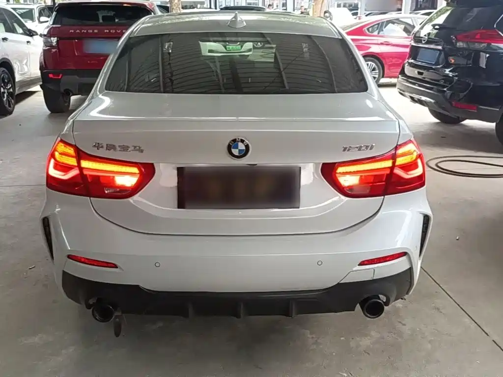 BMW 1 Series 2022