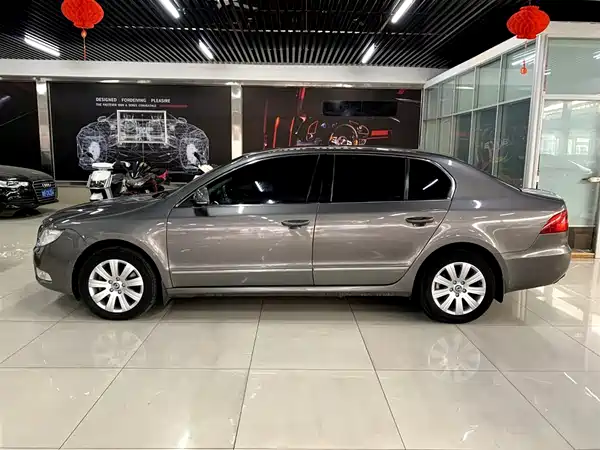Skoda Superb 2010
