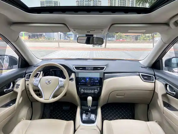 Nissan X-Trail 2014