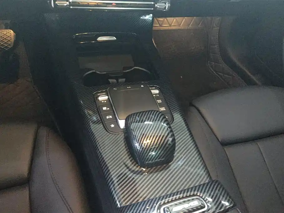 Mercedes-Benz A-Class 2022 — фото 16