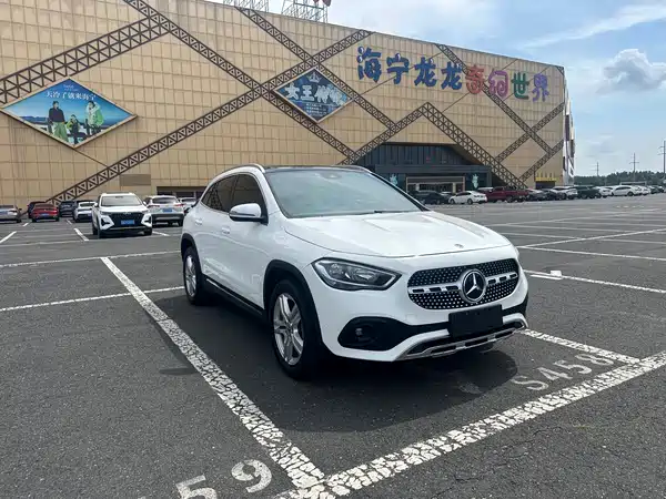 Mercedes-Benz GLA 2022