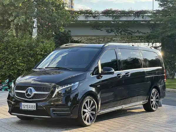 Mercedes-Benz V-Class 2023
