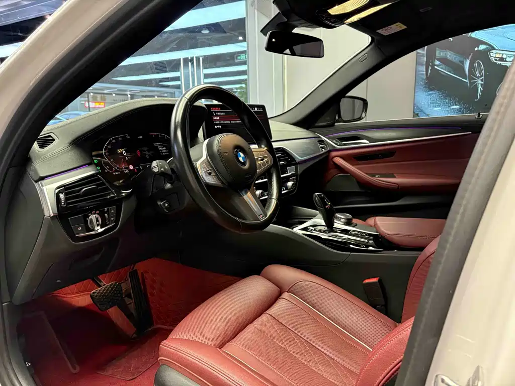 BMW 5 Series 2022