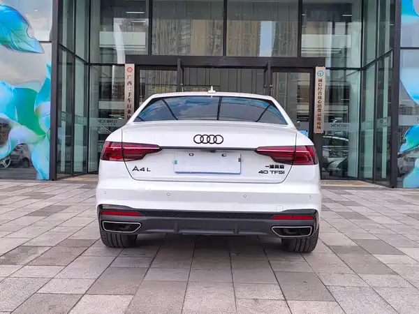 Audi A4L 2025
