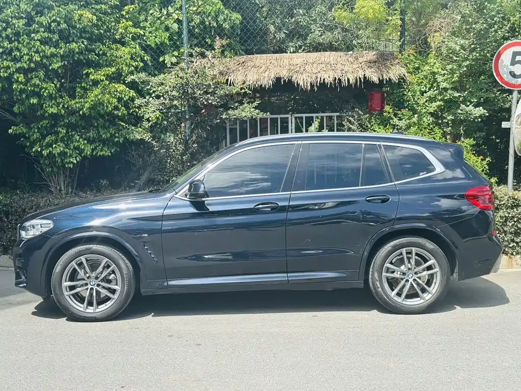 BMW X3 2021