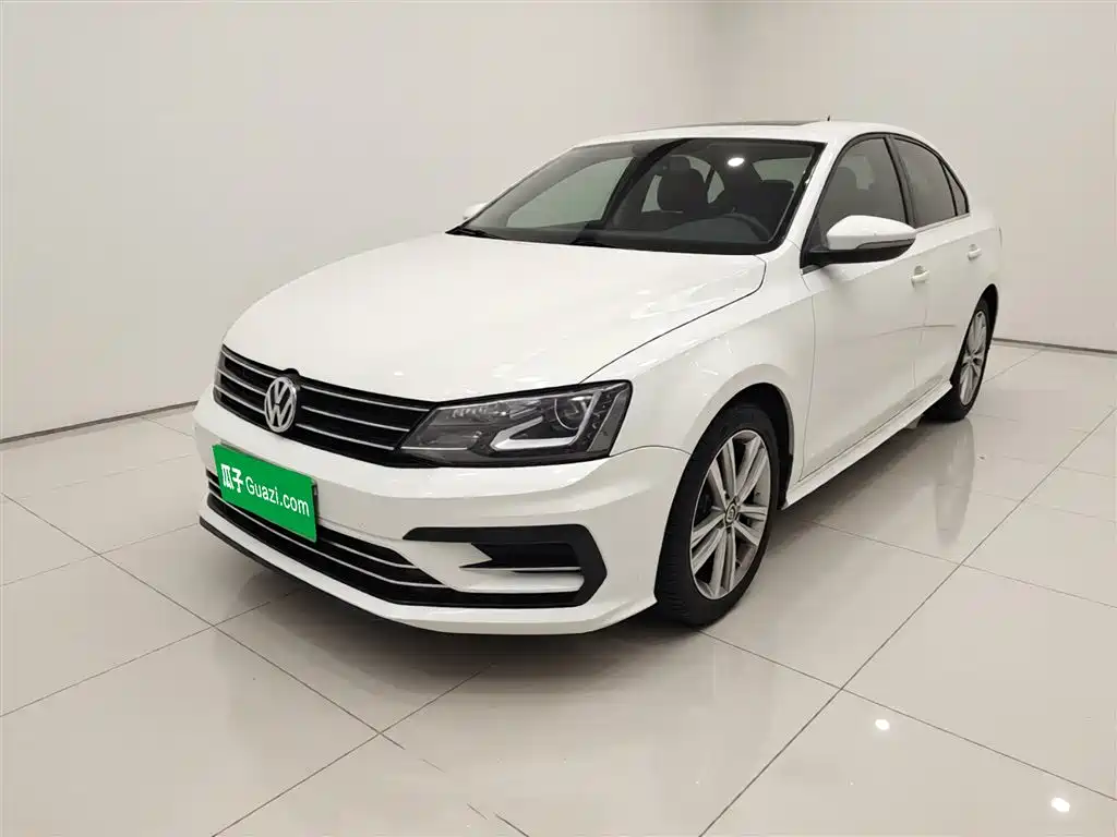 Volkswagen Sagitar 2018 — фото 1