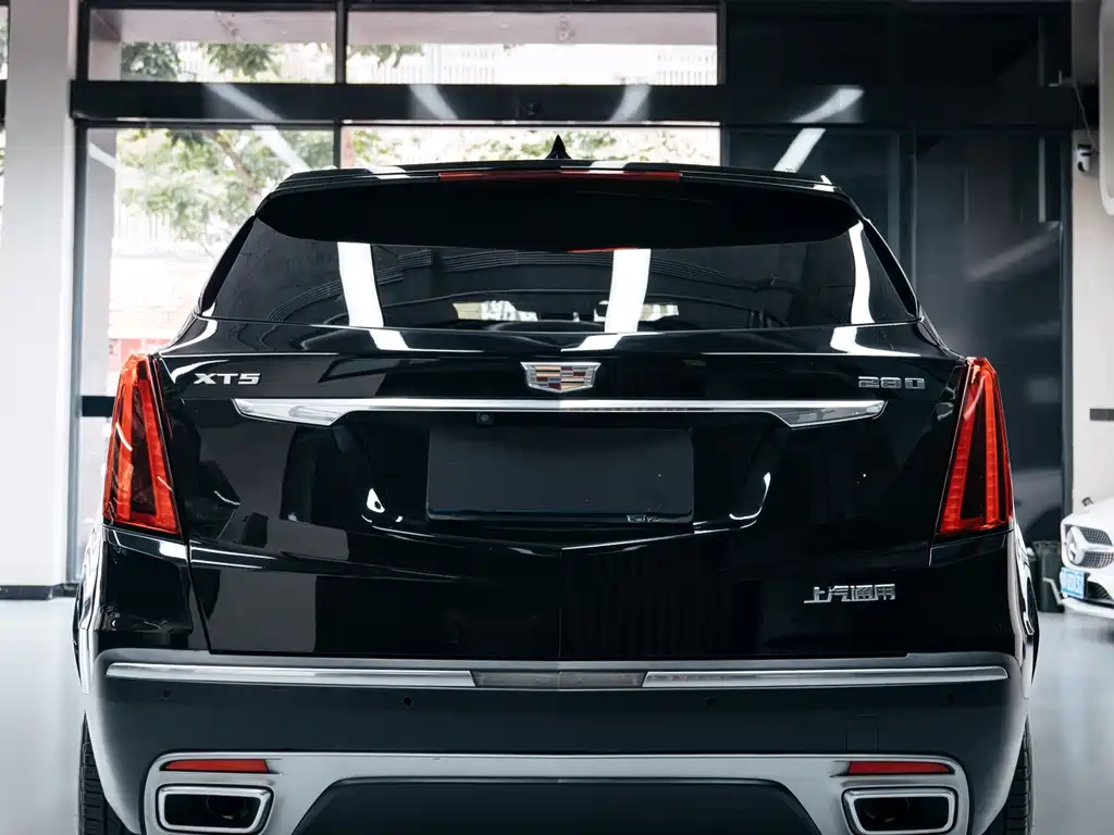 Cadillac XT5 2020 — фото 4