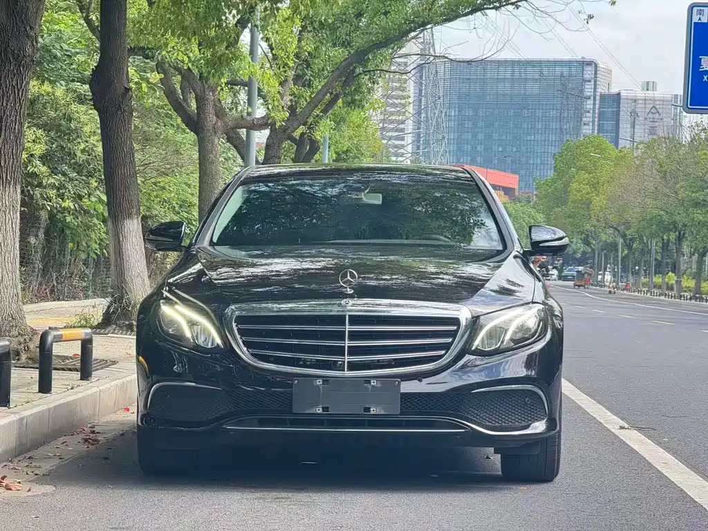 Mercedes-Benz E-Class 2020