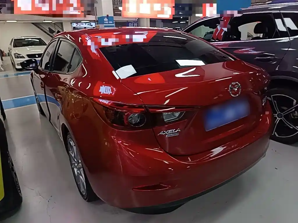 Mazda 3 Axela 2018 — фото 5