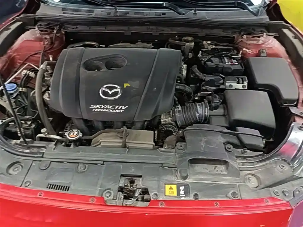 Mazda 3 Axela 2018 — фото 20