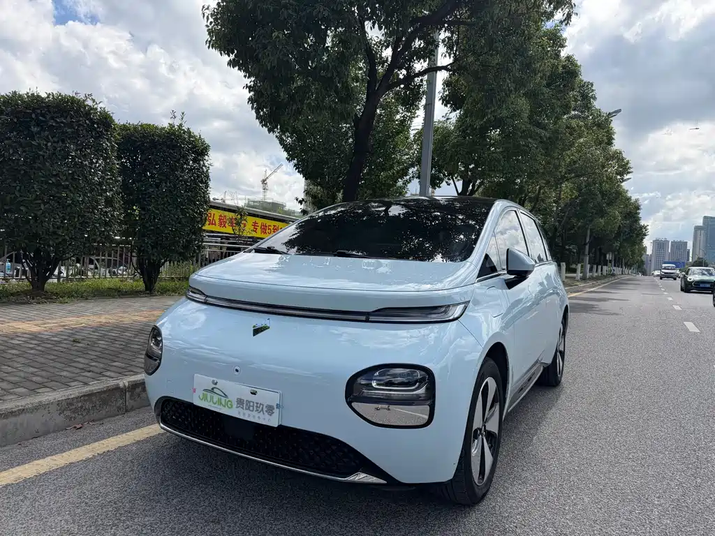 Baojun Clouds 2024