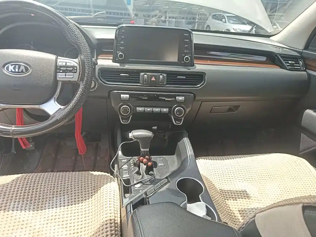 Kia KX7 2017 — фото 10