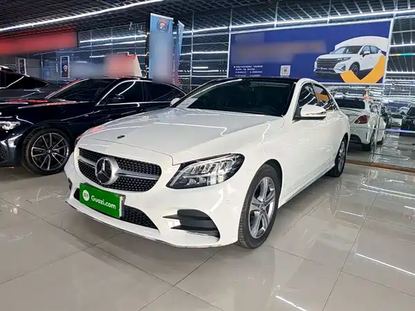 Mercedes-Benz C-Class 2021