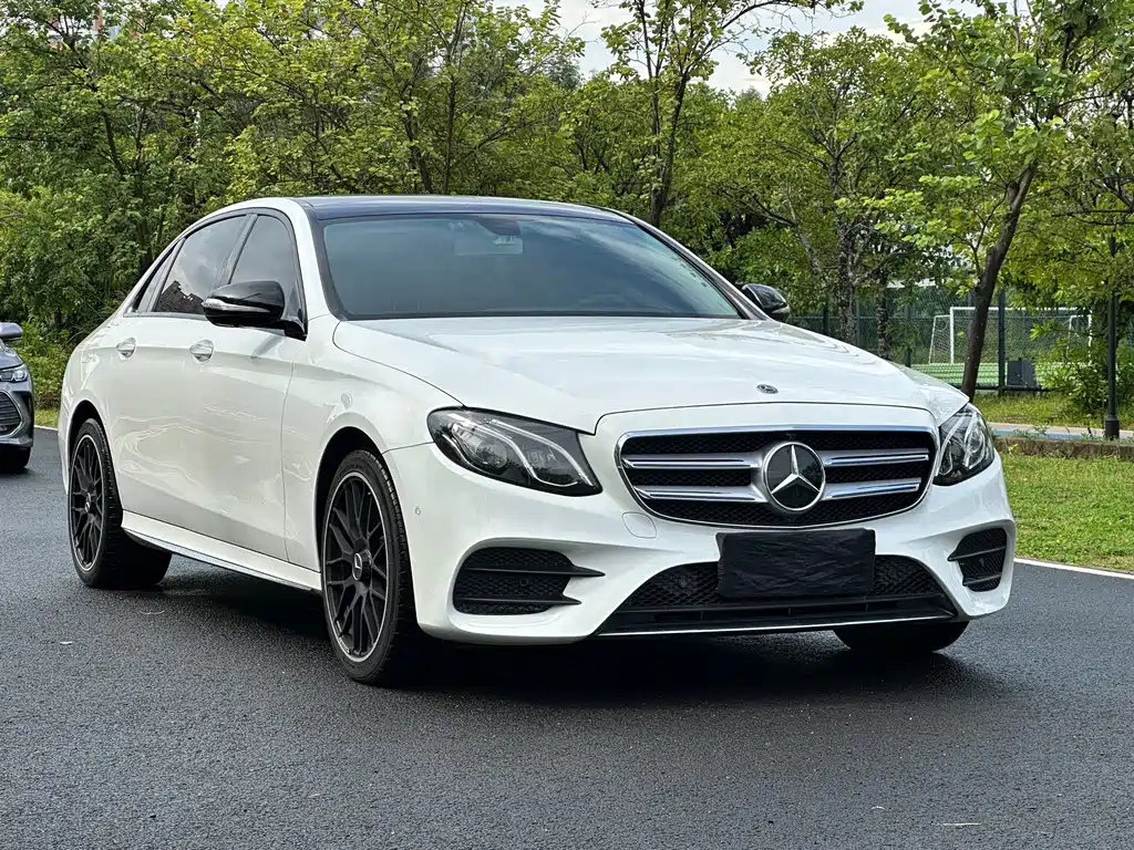 Mercedes-Benz E-Class 2019 — фото 3
