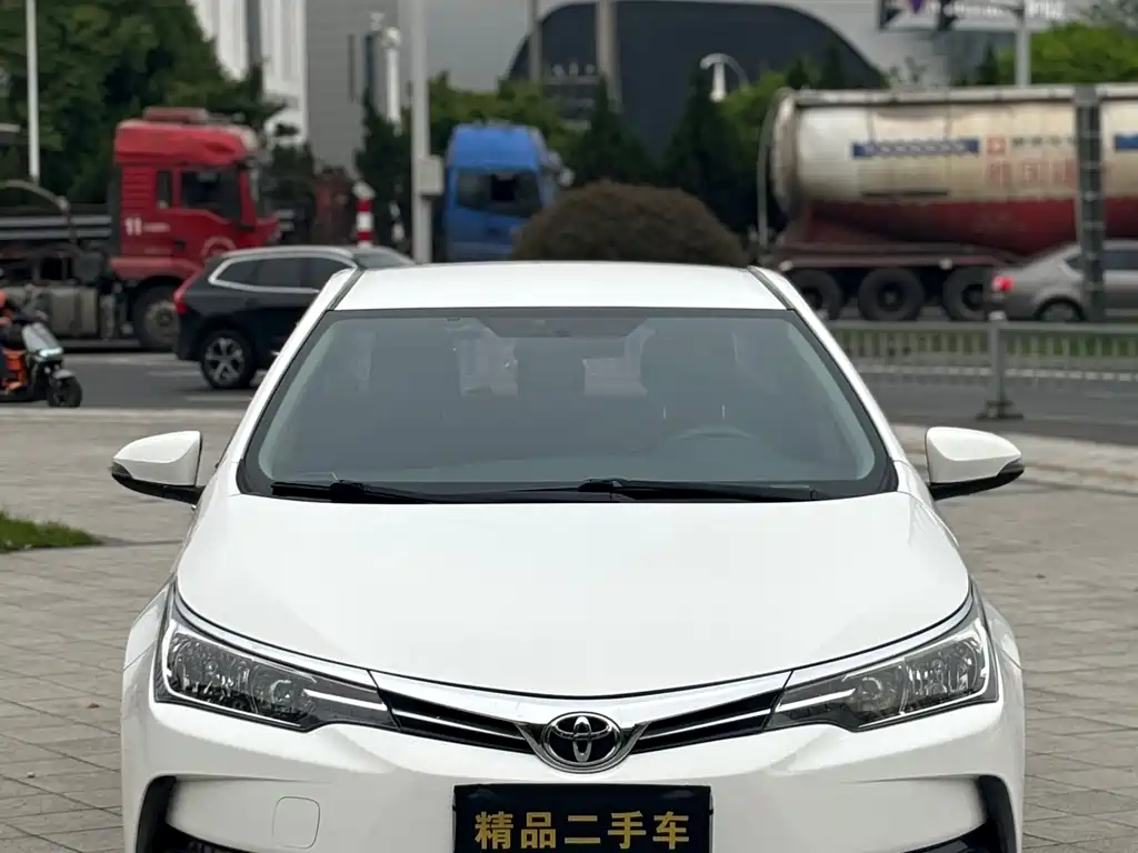 Toyota Corolla 2019 — фото 3