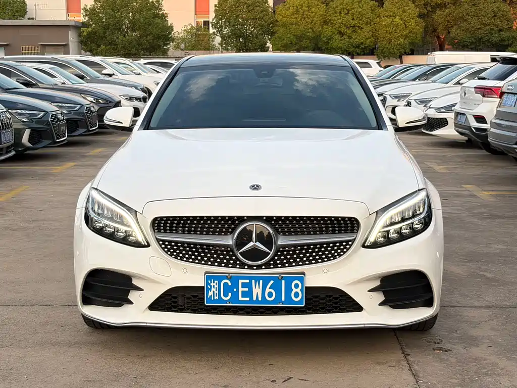 Mercedes-Benz C-Class 2021