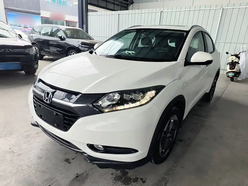 Honda Vezel 2016