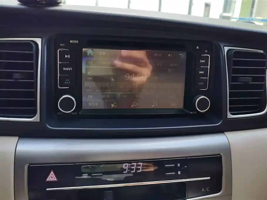 Toyota Corolla 2015 — фото 13