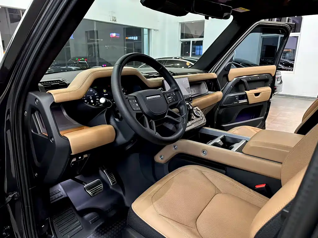 Land Rover Defender 2025 — фото 6