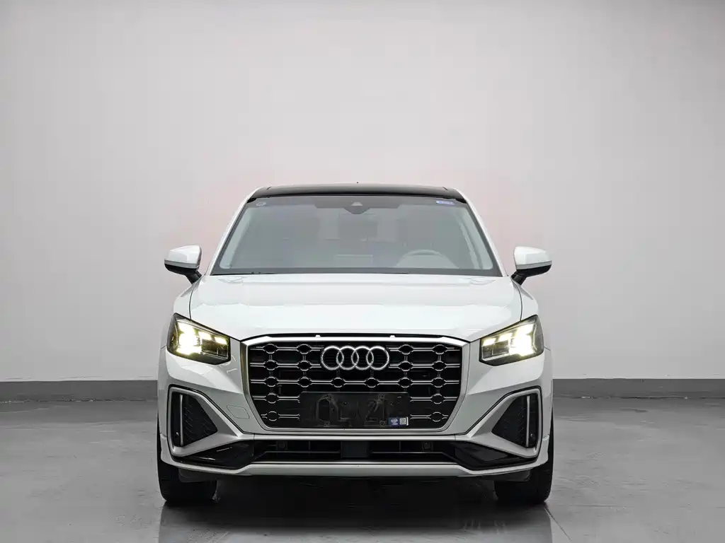 Audi Q2L 2023 — фото 2