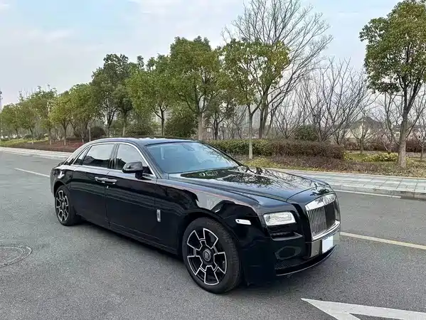 Rolls-Royce Ghost 2012