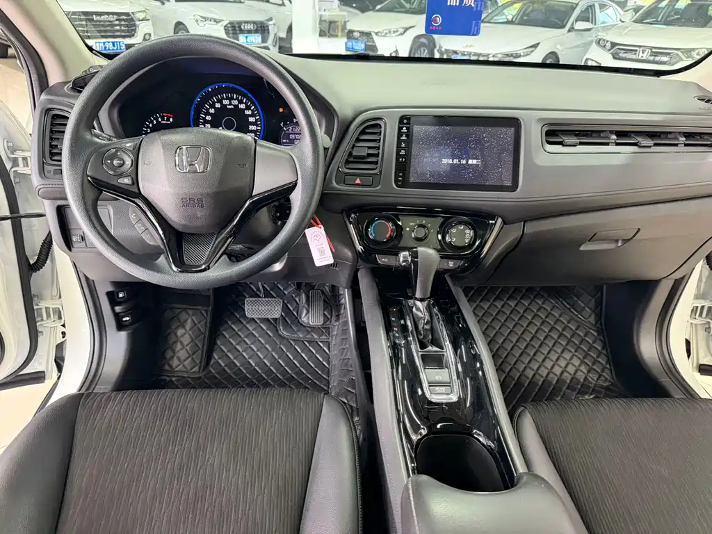 Honda Vezel 2022 — фото 16