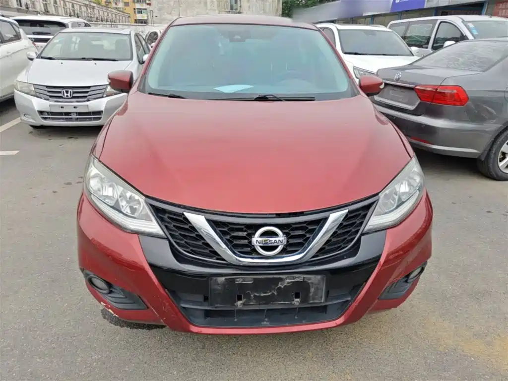 Nissan Tiida 2018 — фото 3