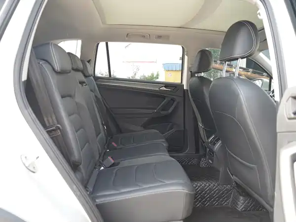 Volkswagen Tiguan L 2021