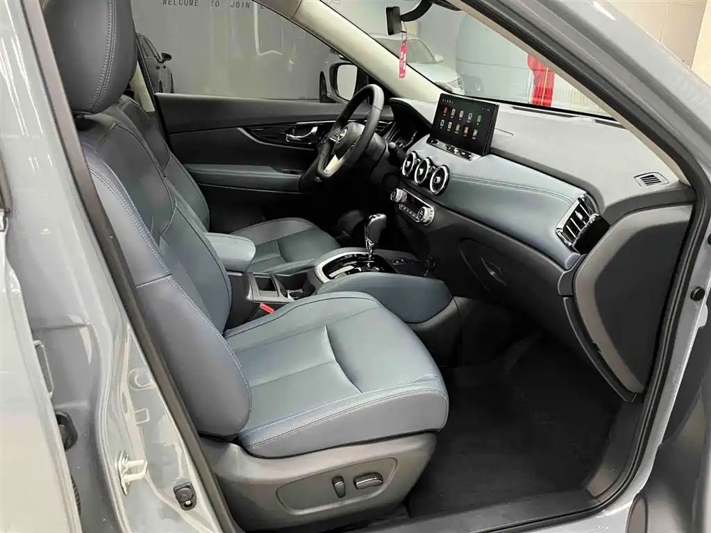 Nissan X-Trail 2025 — фото 13