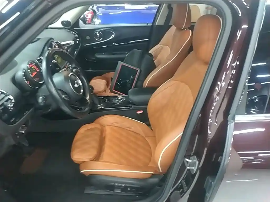 MINI Clubman 2016 — фото 15