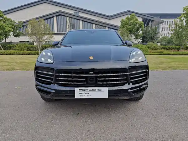 Porsche Cayenne 2022