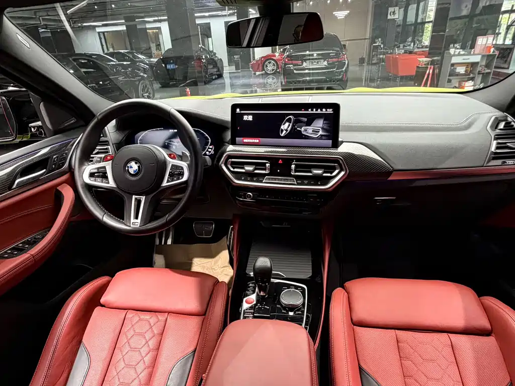 BMW X4 M 2023 — фото 15