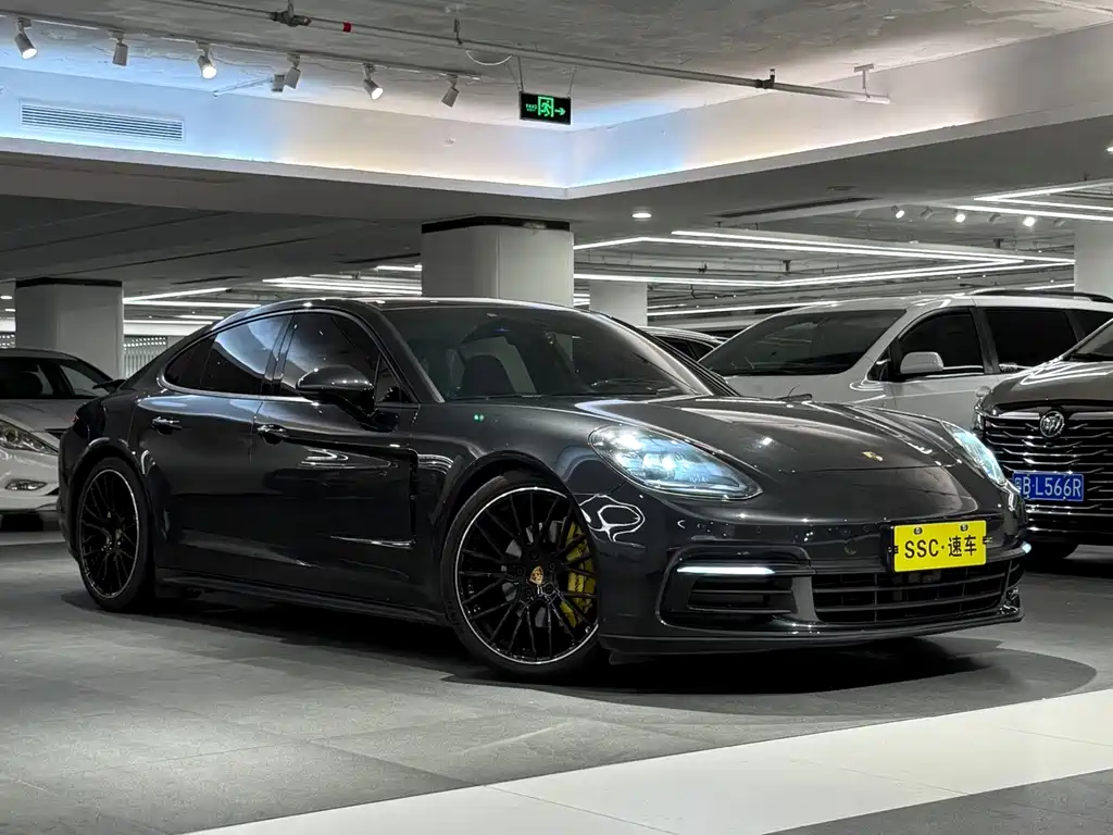 Porsche Panamera 2017 — фото 3