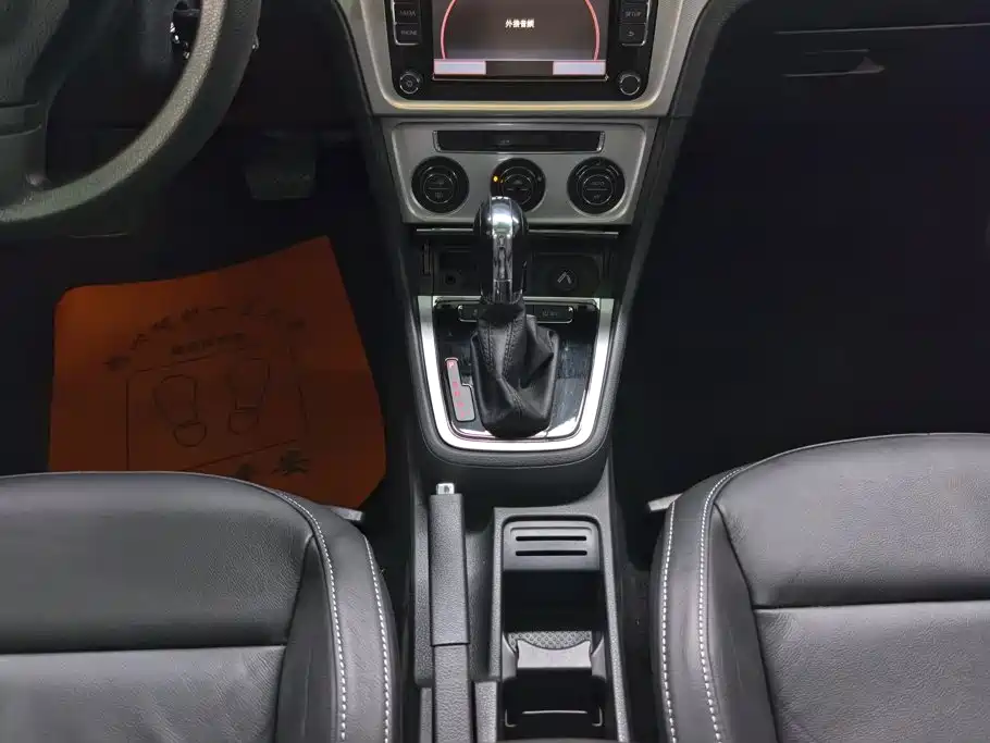 Volkswagen Gran Lavida 2015 — фото 16