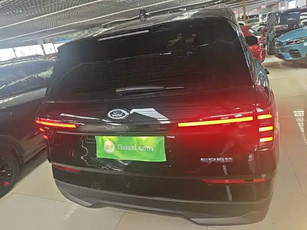 Ford Edge 2025