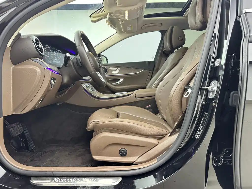 Mercedes-Benz E-Class 2019 — фото 10