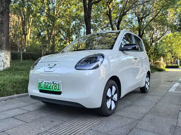 Wuling Hongguang MINIEV 2025