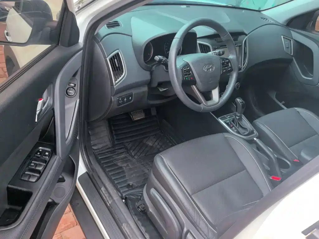 Hyundai ix25 2015 — фото 16
