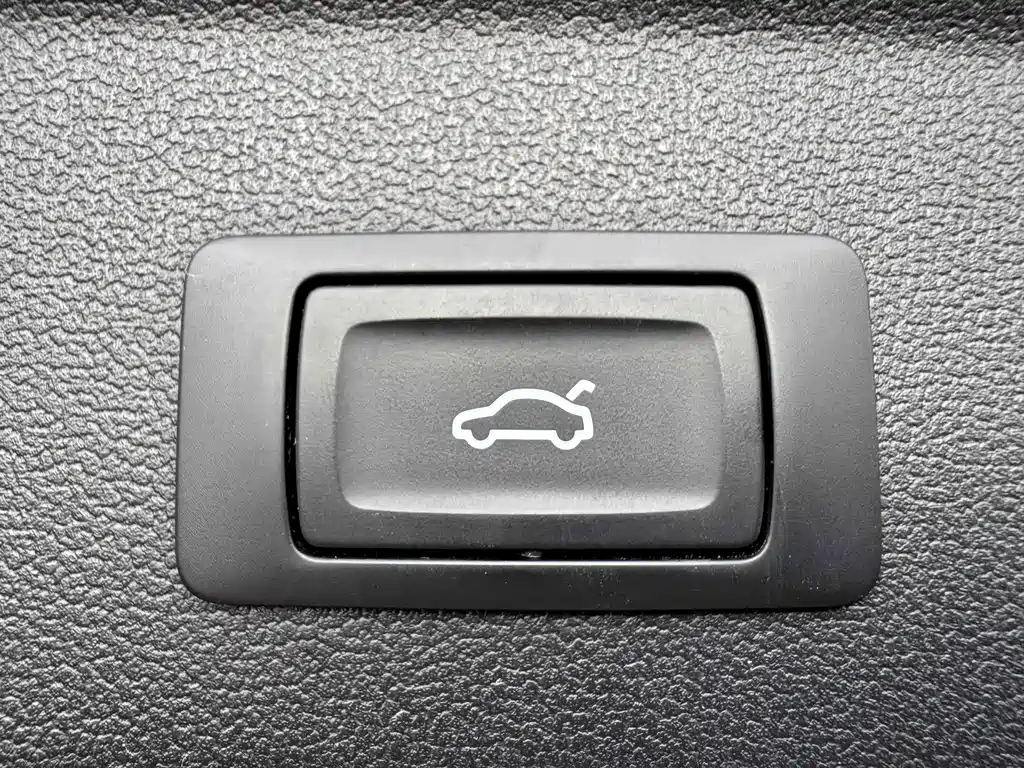 Audi A3 2021 — фото 21